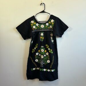 Vintage floral embroidered dress